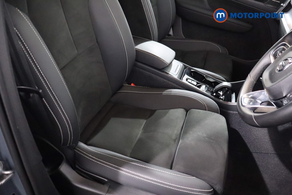 Used Volvo XC40 2023 for sale - 76777653: Photo 31