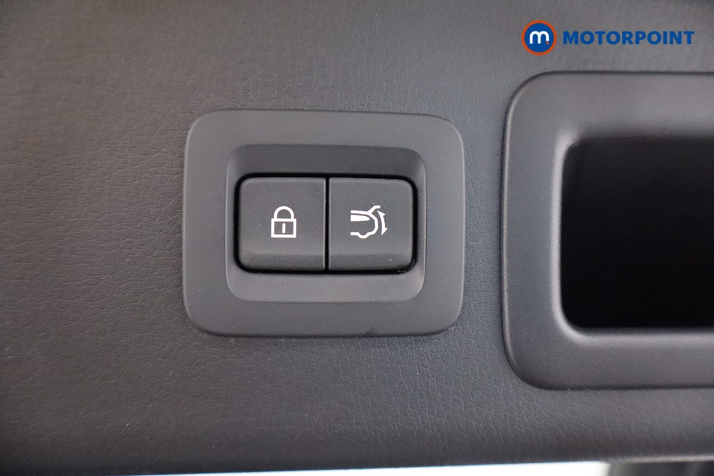 Used Mazda CX-30 2024 for sale - 76319859: Photo 46