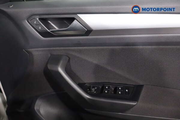 Used Volkswagen T-Roc 2025 for sale - 76105050: Photo 29
