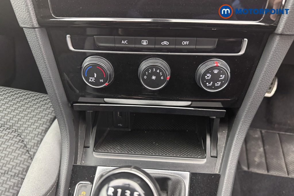 Used Volkswagen Golf 2020 for sale - 77026112: Photo 17