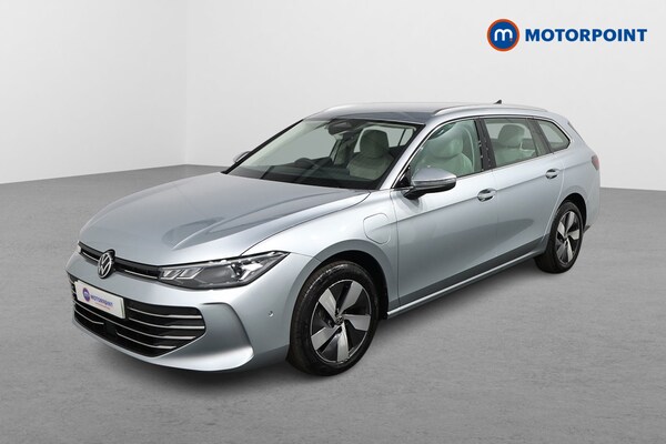 Used Volkswagen Passat 2025 for sale - 75665651: Photo 3