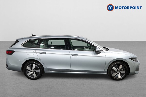 Used Volkswagen Passat 2025 for sale - 75665651: Photo 8