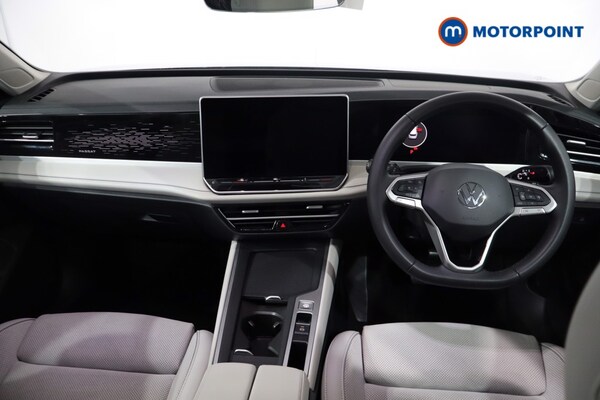 Used Volkswagen Passat 2025 for sale - 75665651: Photo 9