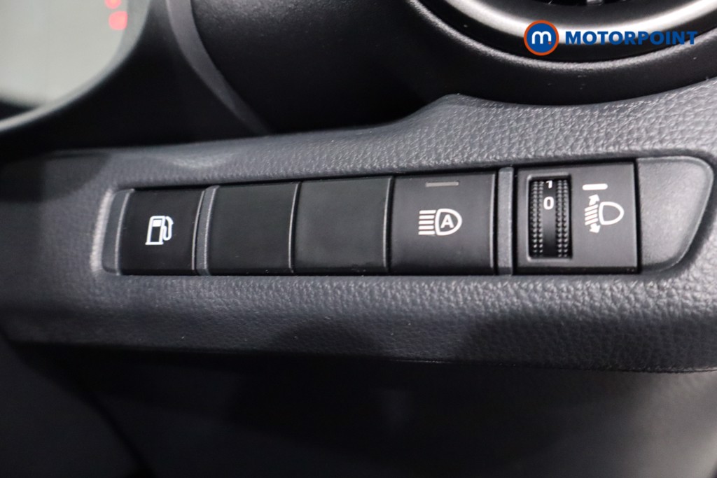 Used Toyota C-HR 2024 for sale - 77730361: Photo 25