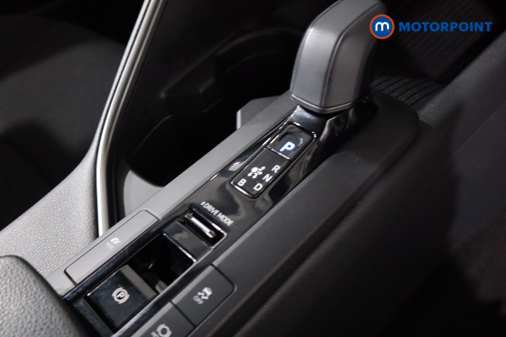 Used Toyota C-HR 2024 for sale - 77730361: Photo 26