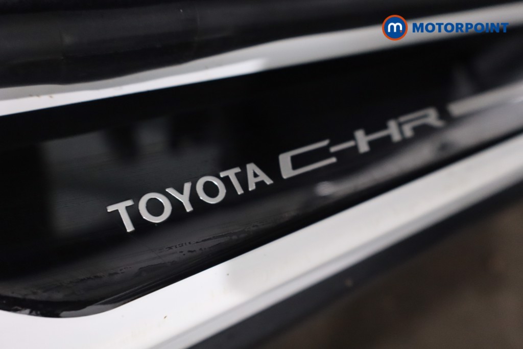 Used Toyota C-HR 2024 for sale - 77730361: Photo 32