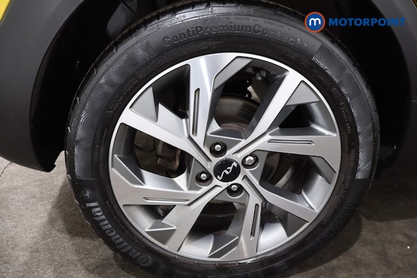Used Kia Stonic 2023 for sale - 76219390: Photo 17
