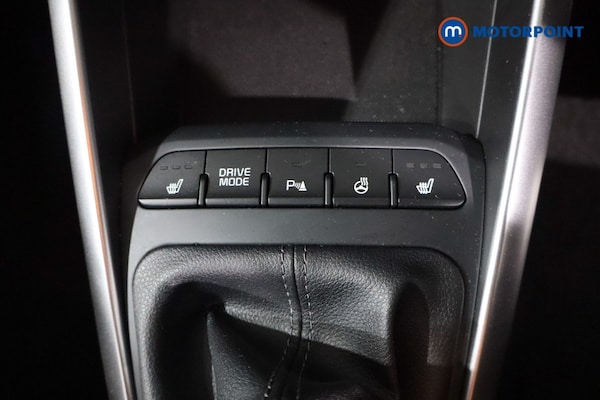 Used Kia Stonic 2023 for sale - 76219390: Photo 25