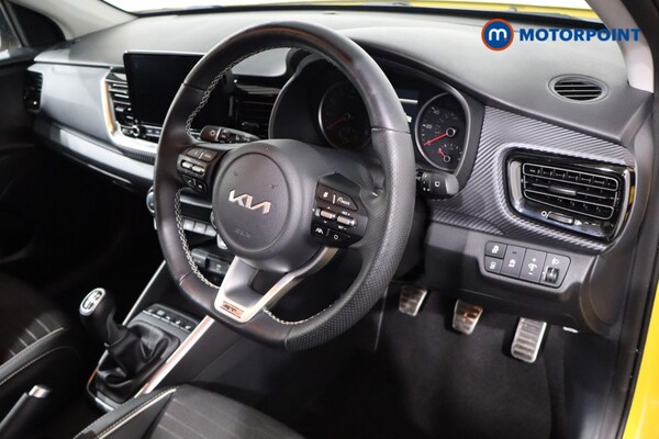 Used Kia Stonic 2023 for sale - 76219390: Photo 31