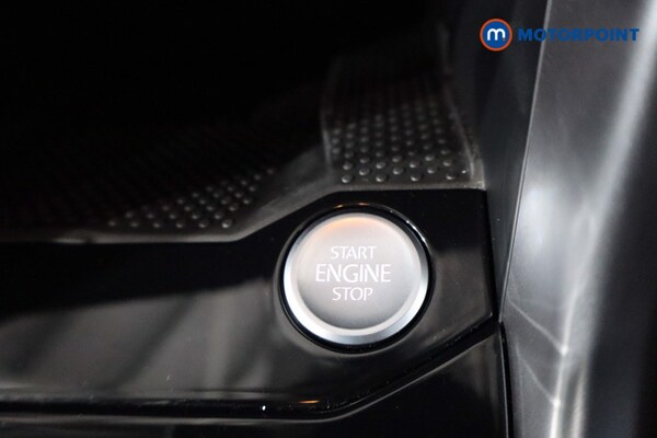 Used Volkswagen T-Roc 2025 for sale - 76232087: Photo 21