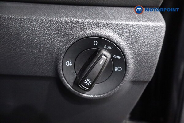 Used Volkswagen T-Roc 2025 for sale - 76232087: Photo 29
