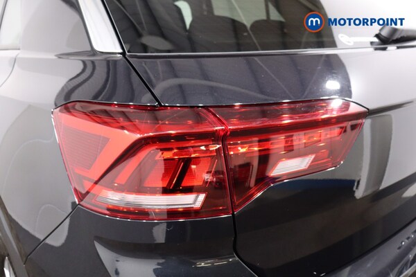 Used Volkswagen T-Roc 2025 for sale - 76232087: Photo 40