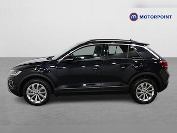 Used Volkswagen T-Roc 2025 for sale - 76232087: Photo 4
