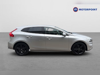 Used Volvo V40 2019 for sale - 78818034: Photo