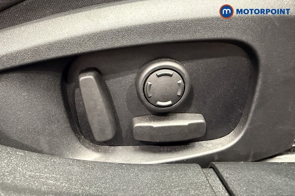 Used Jaguar XF 2024 for sale - 76184628: Photo 27