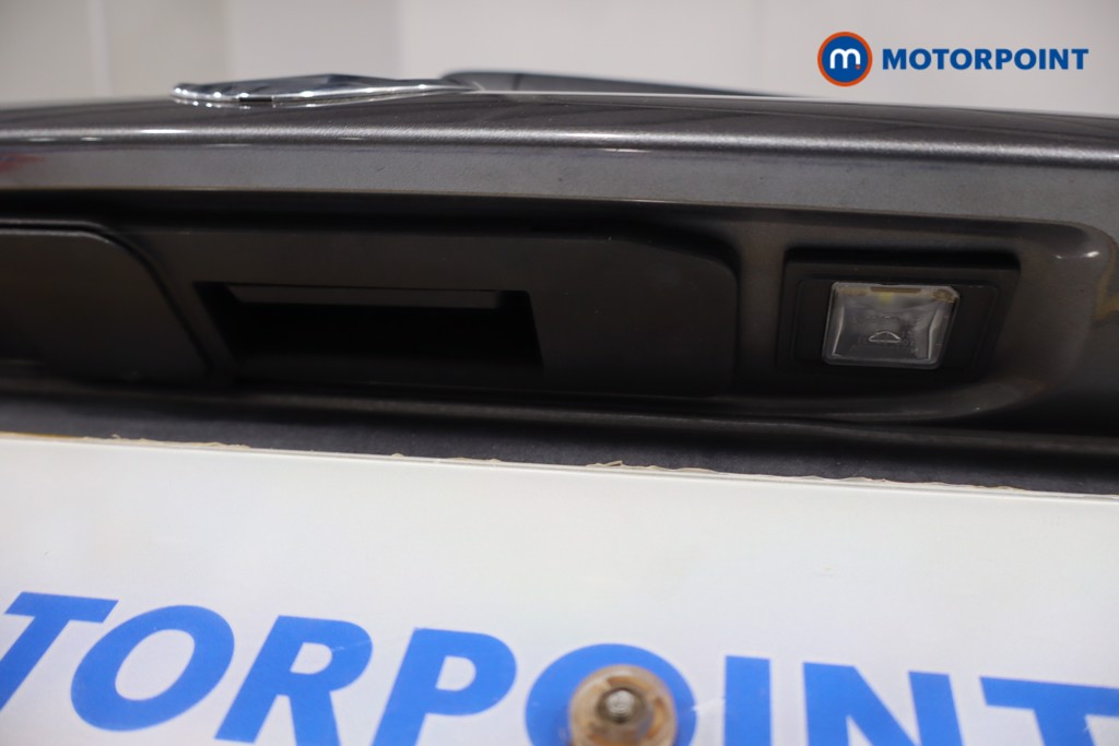 Used Mercedes-Benz A-Class for sale - 77271867: Photo 44