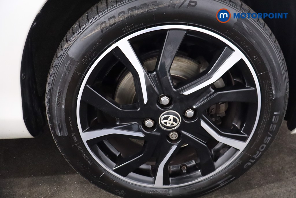 Used Toyota Yaris 2018 for sale - 76352792: Photo 18