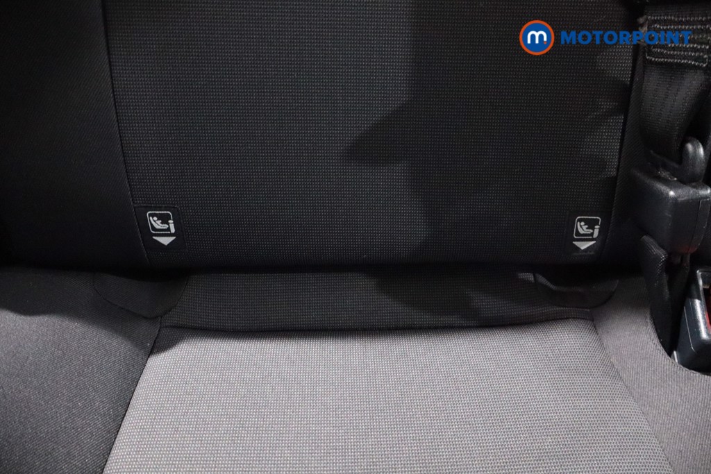 Used Toyota Yaris 2018 for sale - 76352792: Photo 31
