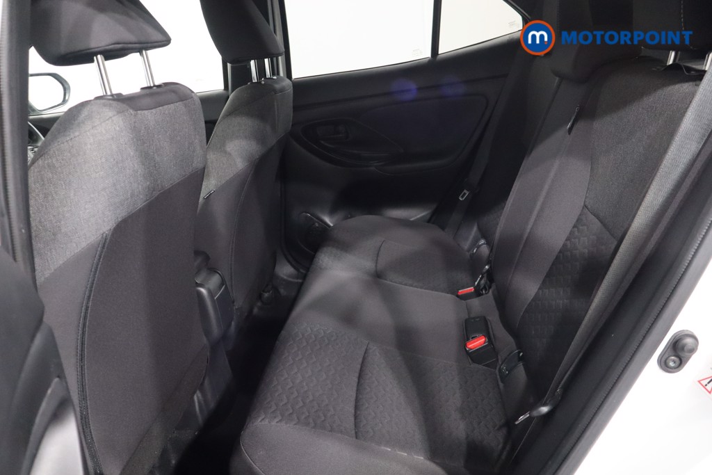 Used Toyota Yaris Cross 2022 for sale - 76908970: Photo 13