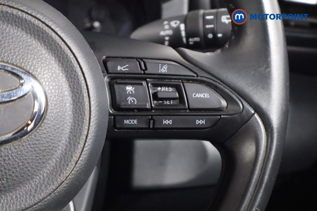 Used Toyota Yaris Cross 2022 for sale - 76908970: Photo 16