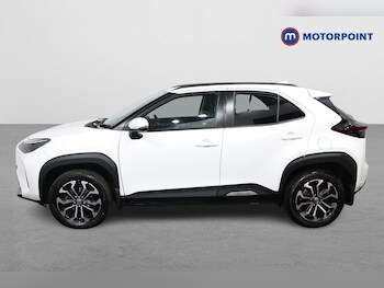 Used Toyota Yaris Cross 2022 for sale - 76908970: Photo