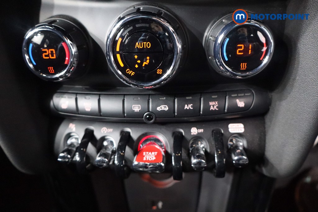 Used MINI Hatch 2019 for sale - 76046801: Photo 24