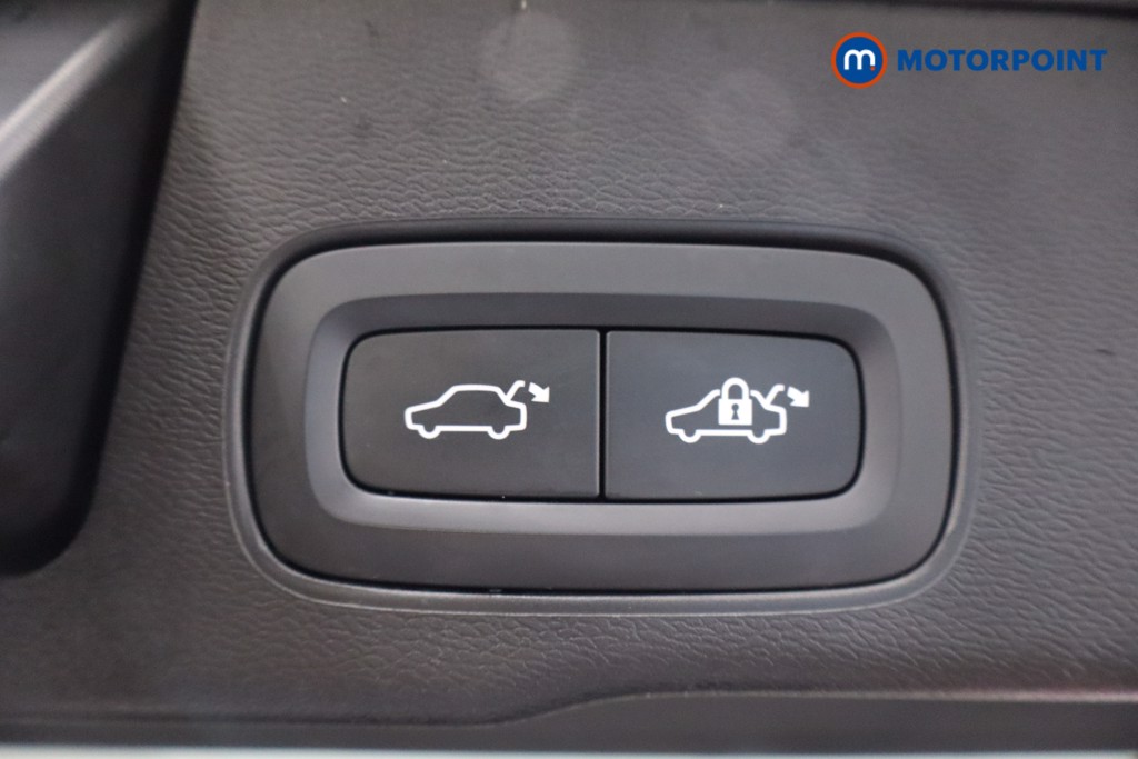 Used Volvo XC60 2021 for sale - 76494857: Photo 47