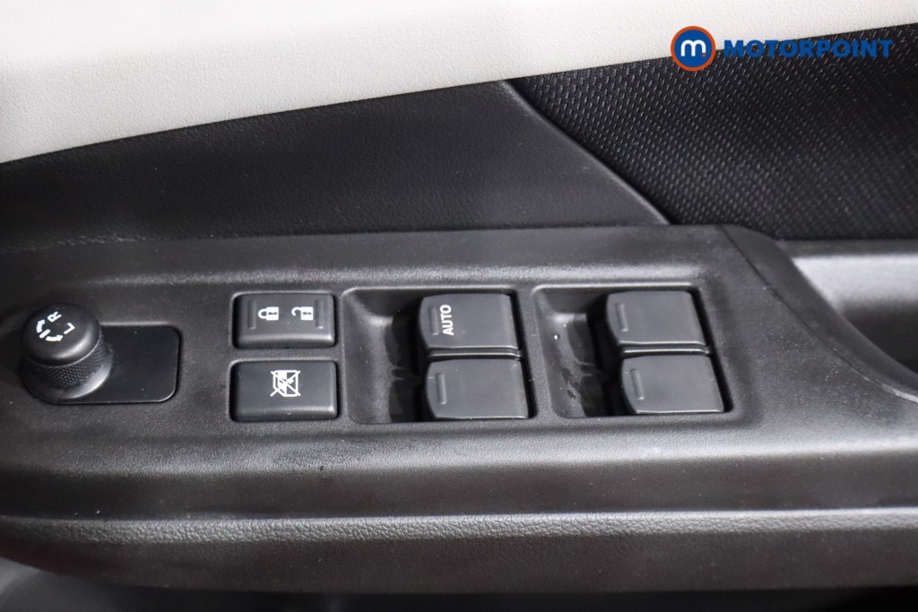 Used Suzuki Swift 2024 for sale - 76859520: Photo 32