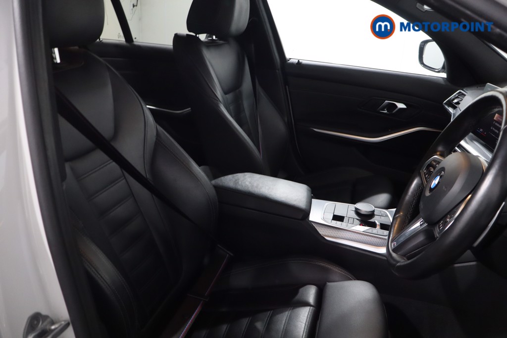 Used BMW 3 Series 2024 for sale - 77662991: Photo 31