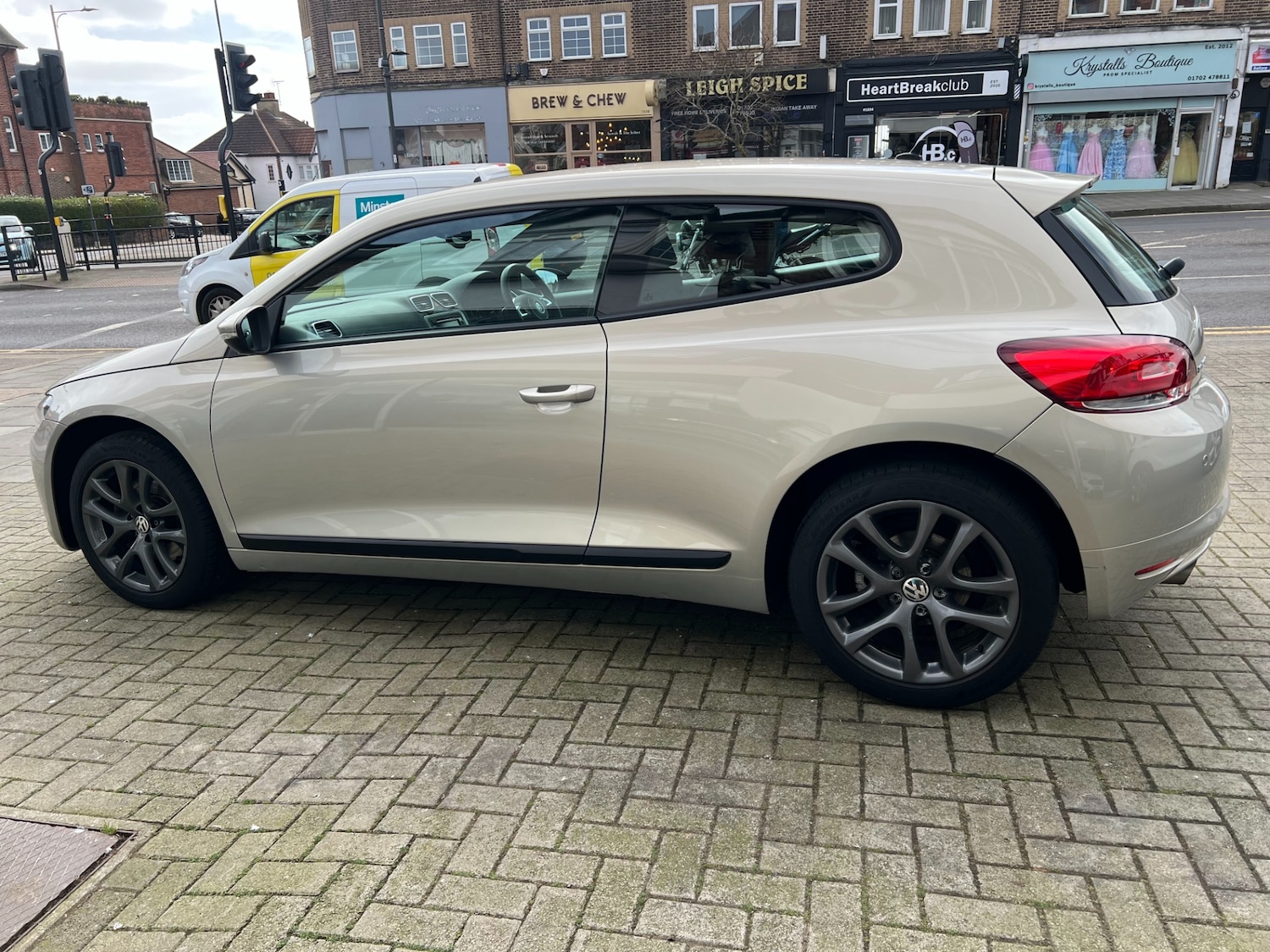 Used Volkswagen Scirocco 2009 for sale - 77916234: Photo 10