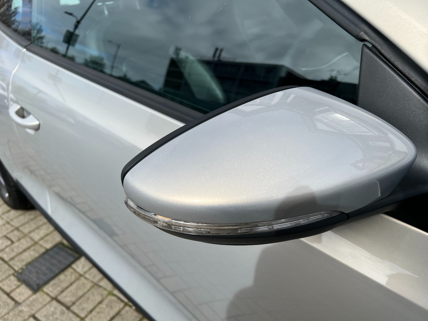 Used Volkswagen Scirocco 2009 for sale - 77916234: Photo 23