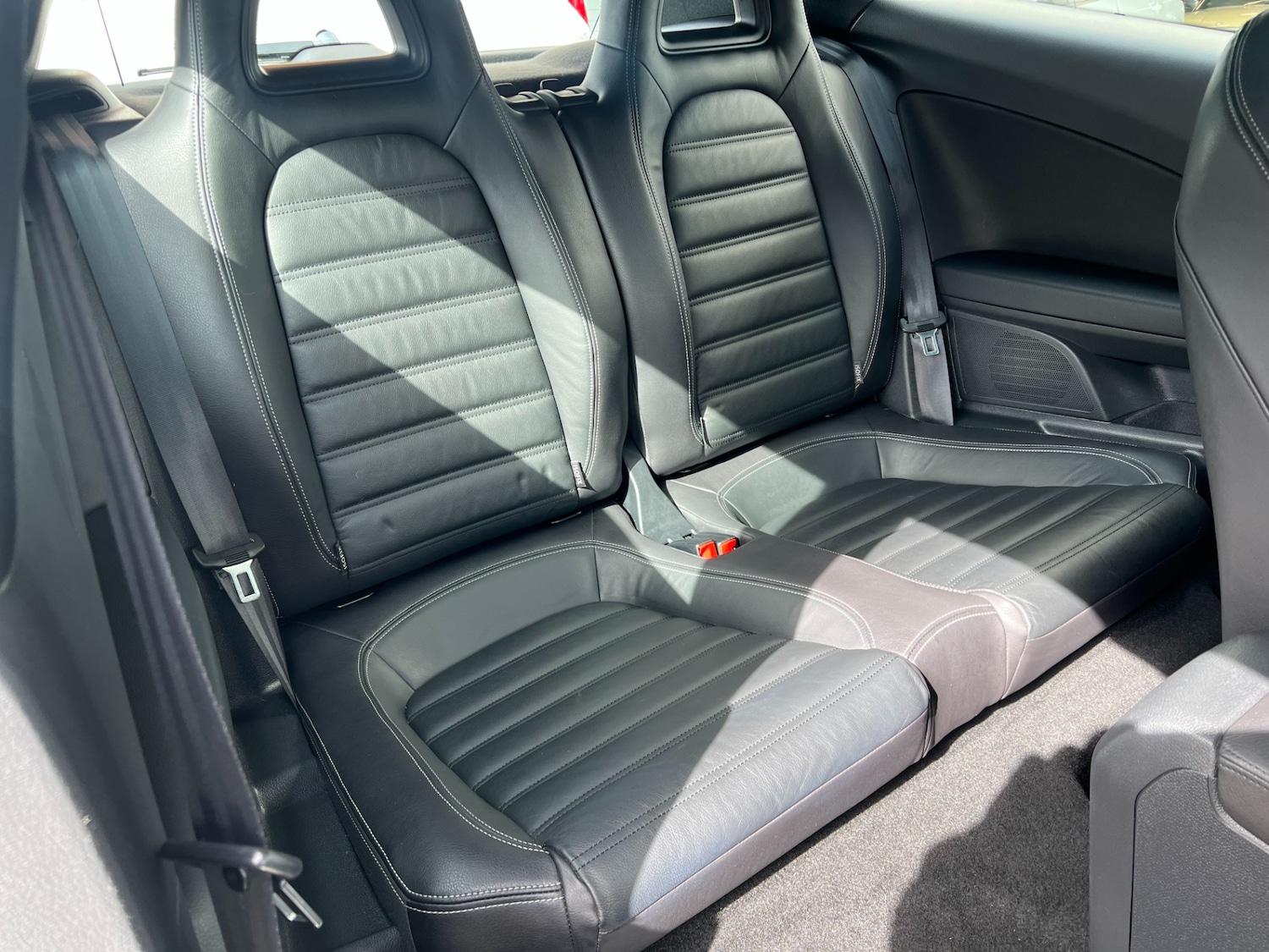 Used Volkswagen Scirocco 2009 for sale - 77916234: Photo 40