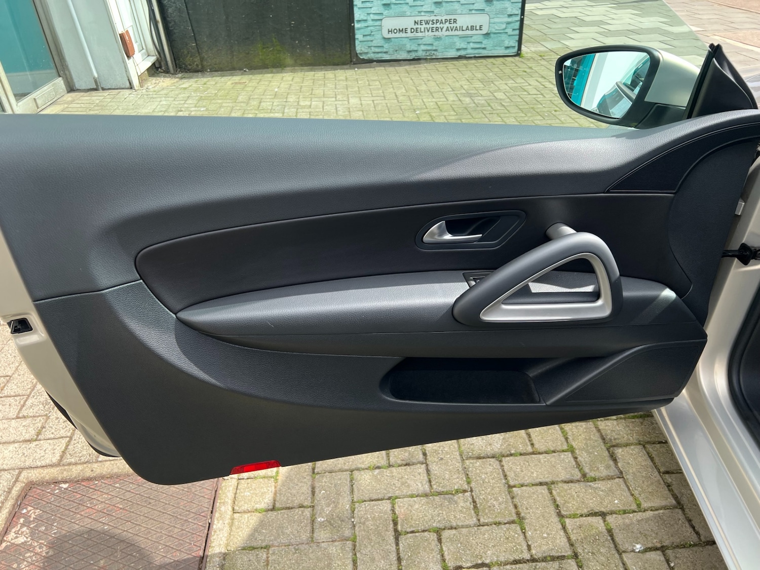 Used Volkswagen Scirocco 2009 for sale - 77916234: Photo 42