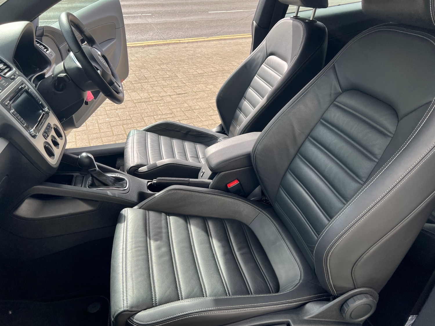 Used Volkswagen Scirocco 2009 for sale - 77916234: Photo 43