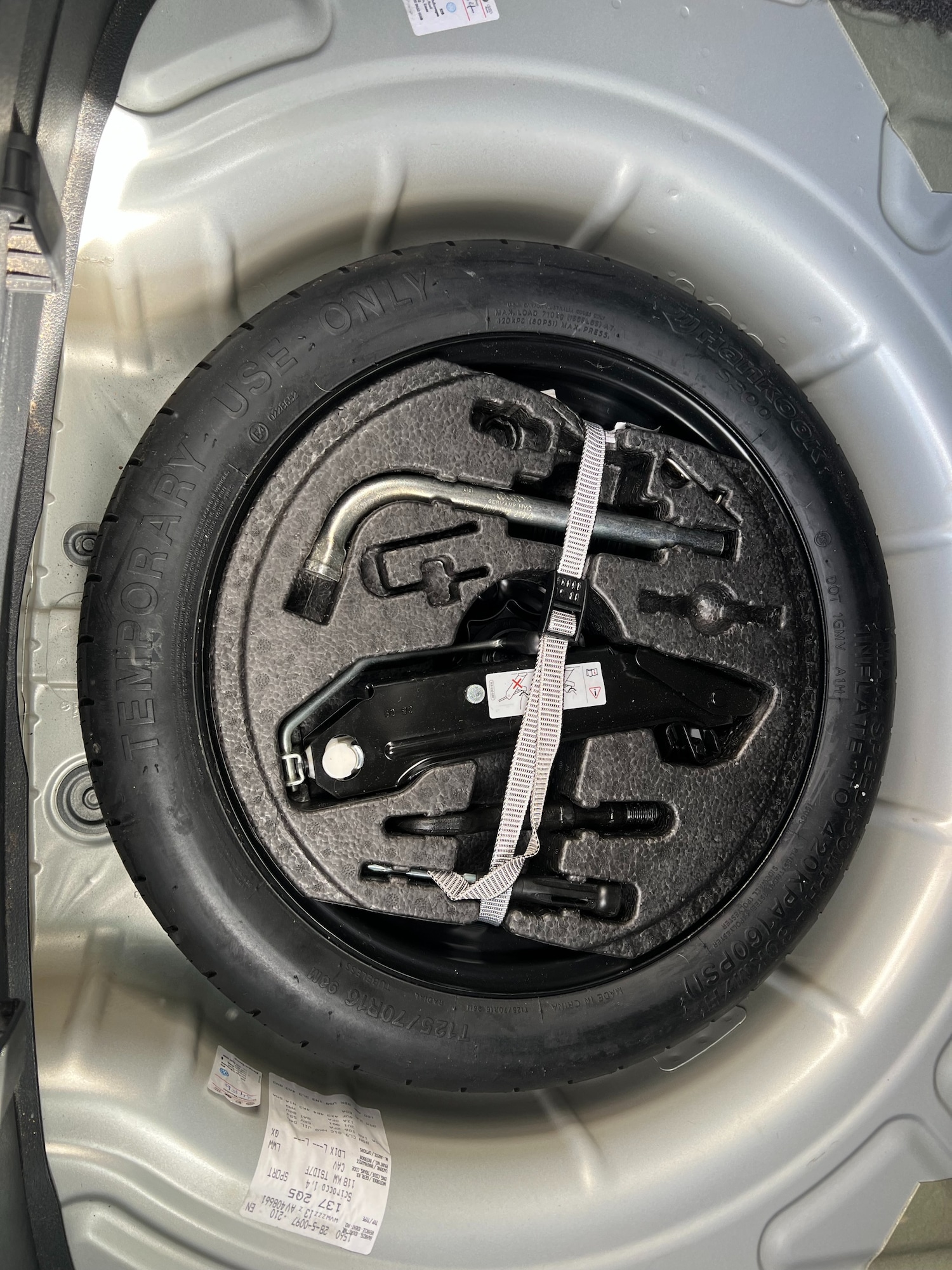 Used Volkswagen Scirocco 2009 for sale - 77916234: Photo 50