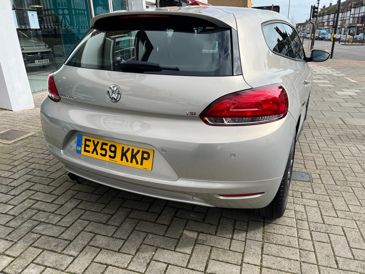 Used Volkswagen Scirocco 2009 for sale - 77916234: Photo 6