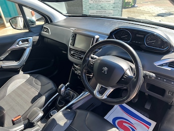 Used Peugeot 2008 2014 for sale - 78366735: Photo