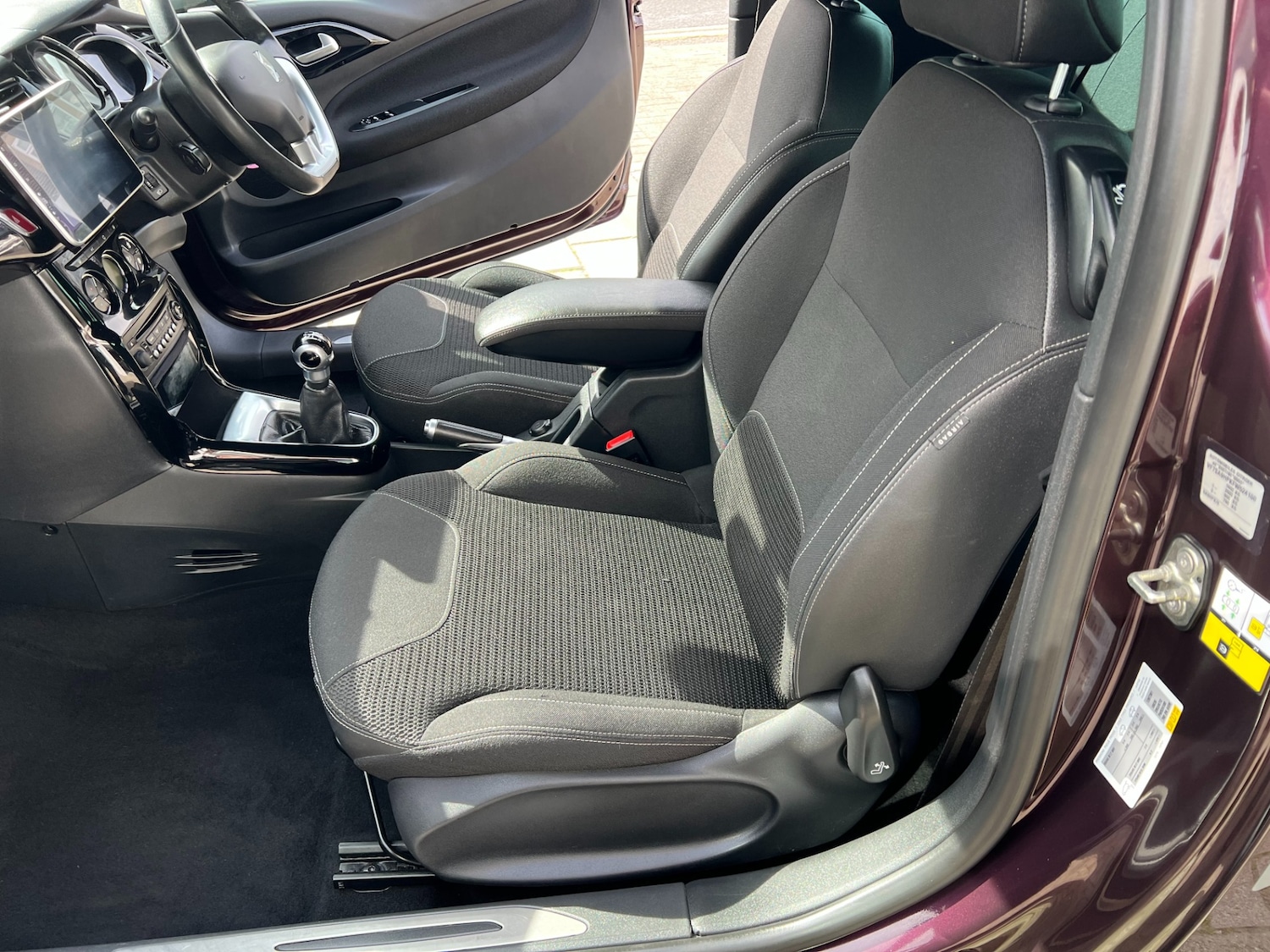 Used Citroen DS3 2015 for sale - 78197884: Photo 44