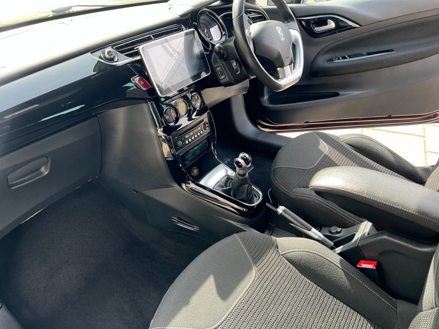 Used Citroen DS3 2015 for sale - 78197884: Photo 45