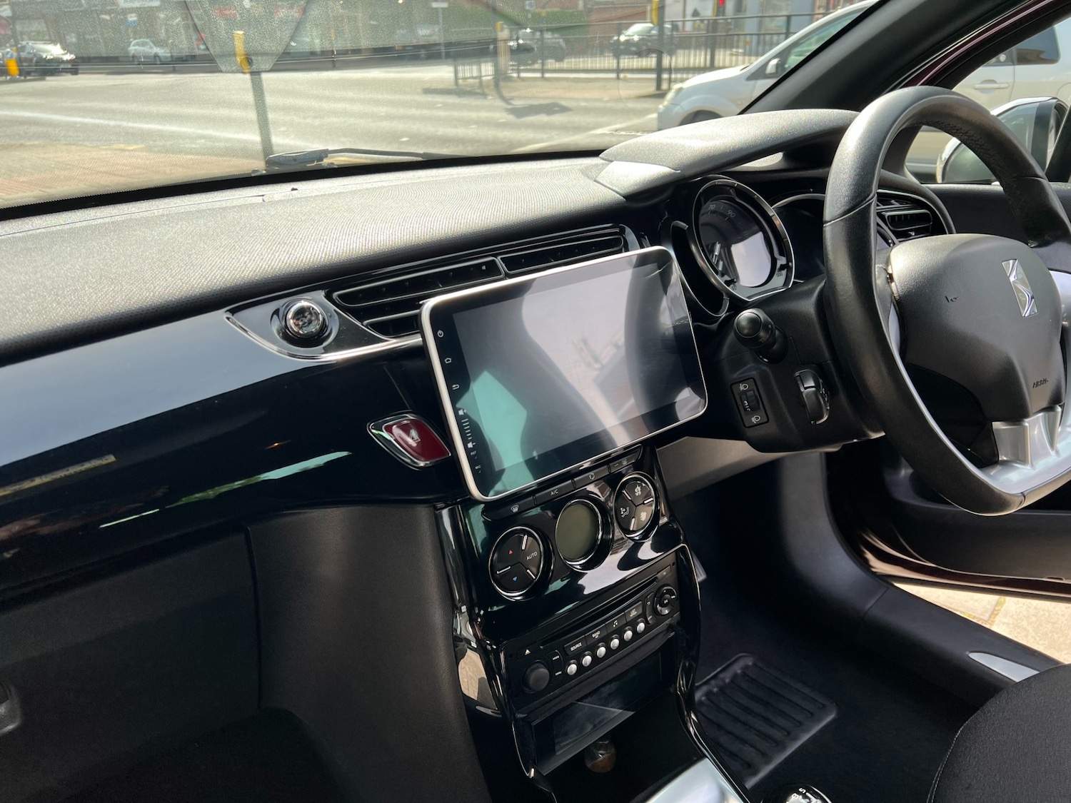 Used Citroen DS3 2015 for sale - 78197884: Photo 46