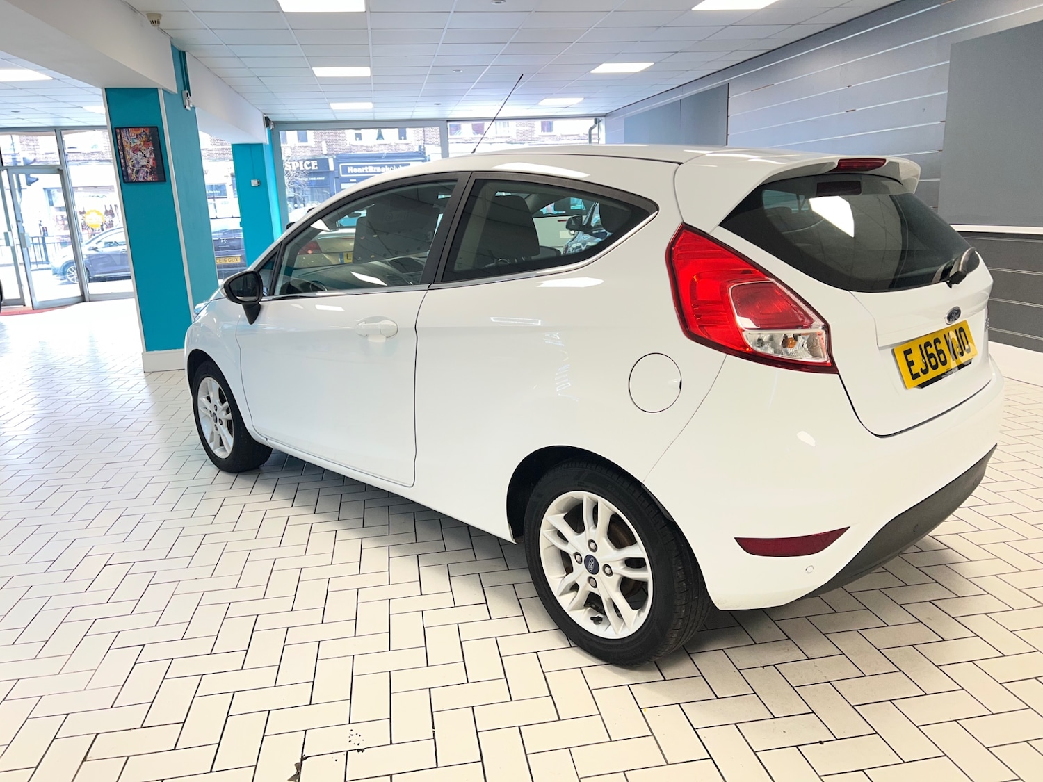 Used Ford Fiesta 2016 for sale - 77568421: Photo 28