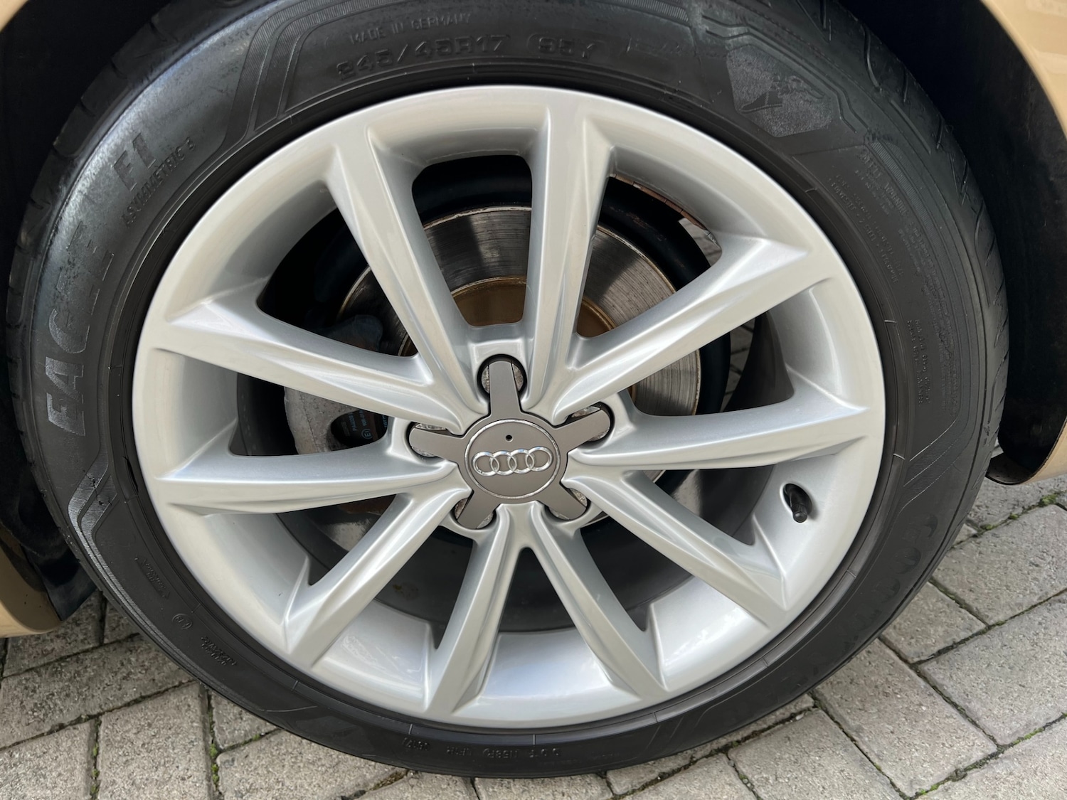 Used Audi TT 2011 for sale - 77460329: Photo 27