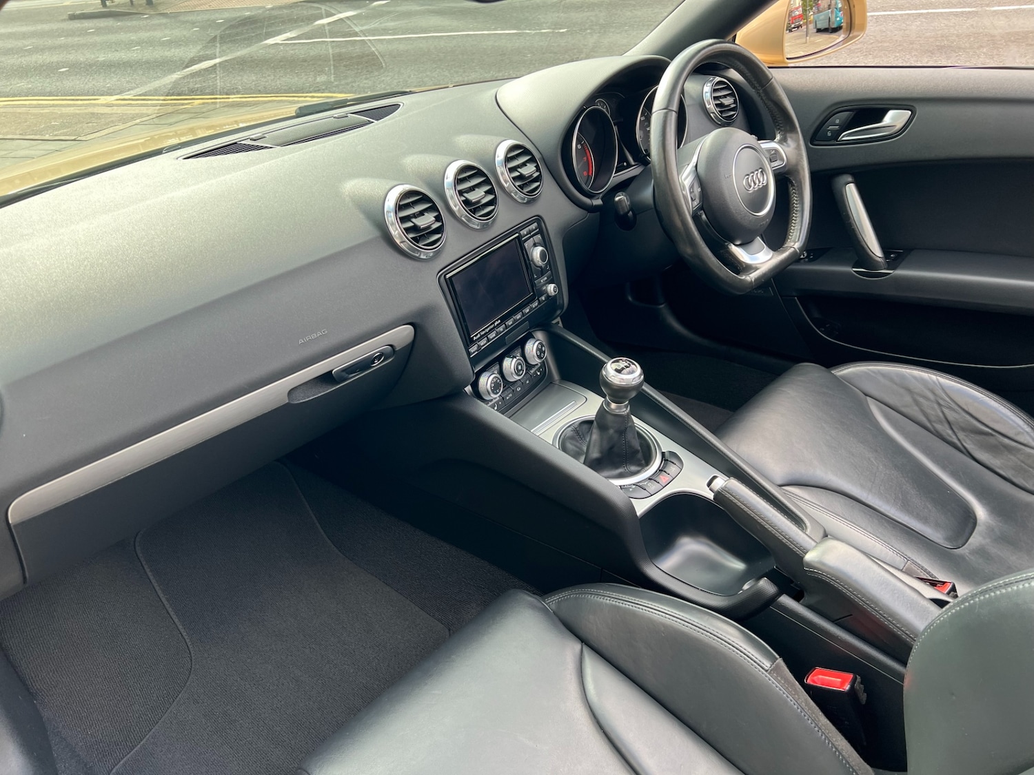 Used Audi TT 2011 for sale - 77460329: Photo 36