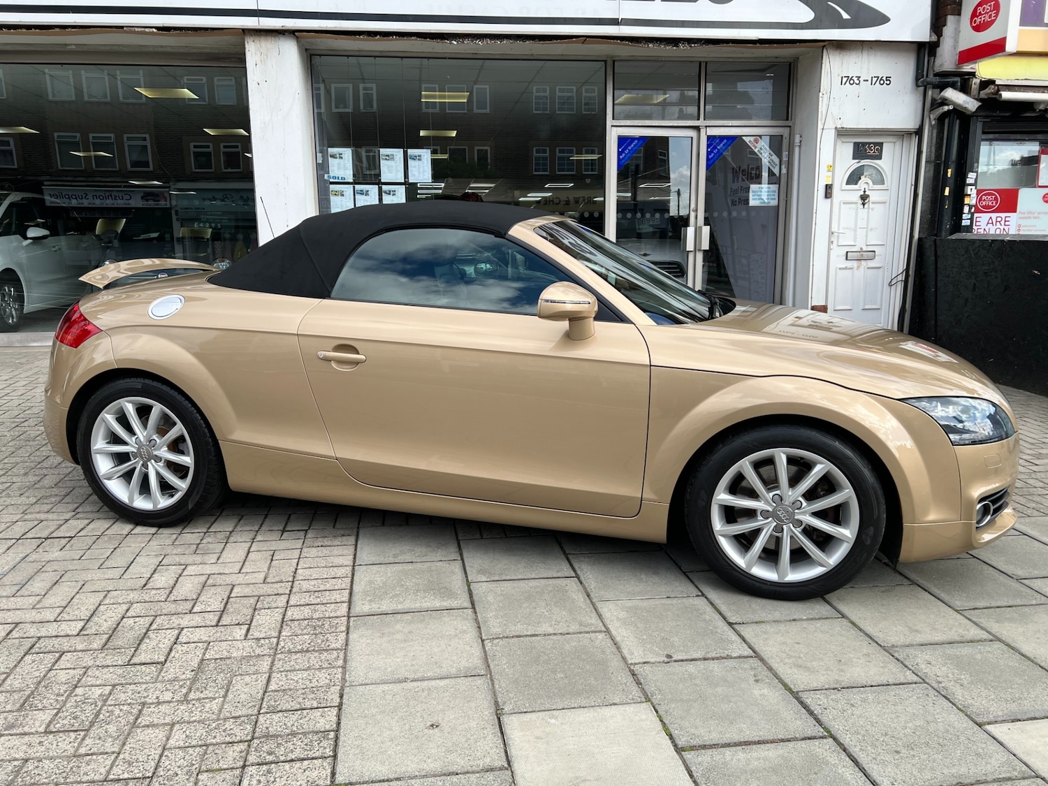 Used Audi TT 2011 for sale - 77460329: Photo 43