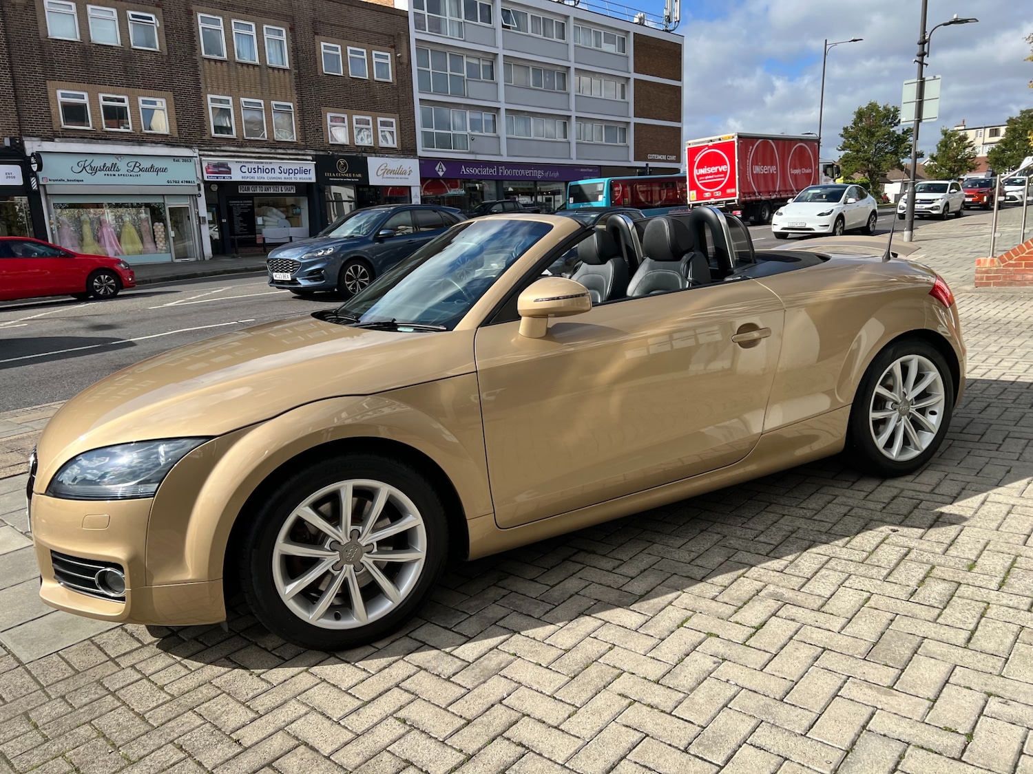 Used Audi TT 2011 for sale - 77460329: Photo 8