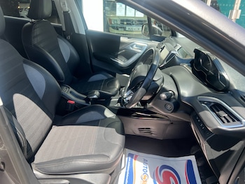 Used Peugeot 2008 2017 for sale - 78847211: Photo
