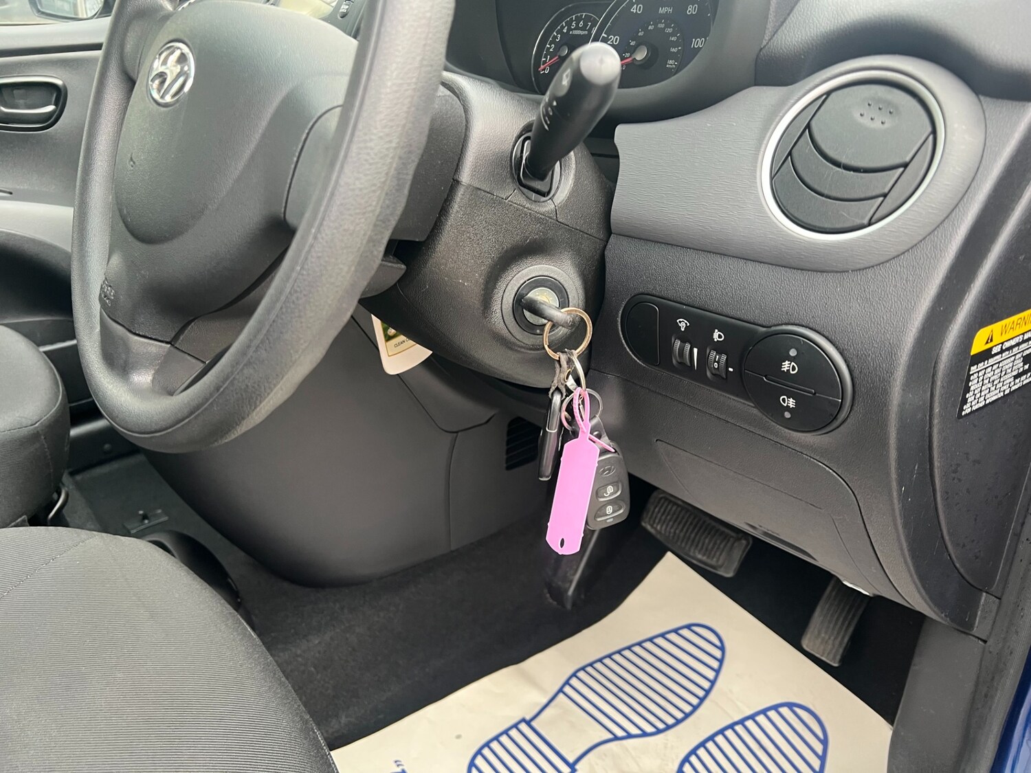 Used Hyundai i10 2013 for sale - 77459773: Photo 19