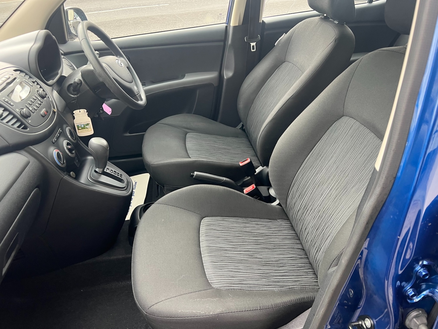 Used Hyundai i10 2013 for sale - 77459773: Photo 25