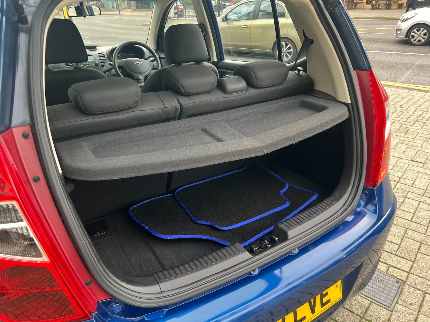 Used Hyundai i10 2013 for sale - 77459773: Photo 29