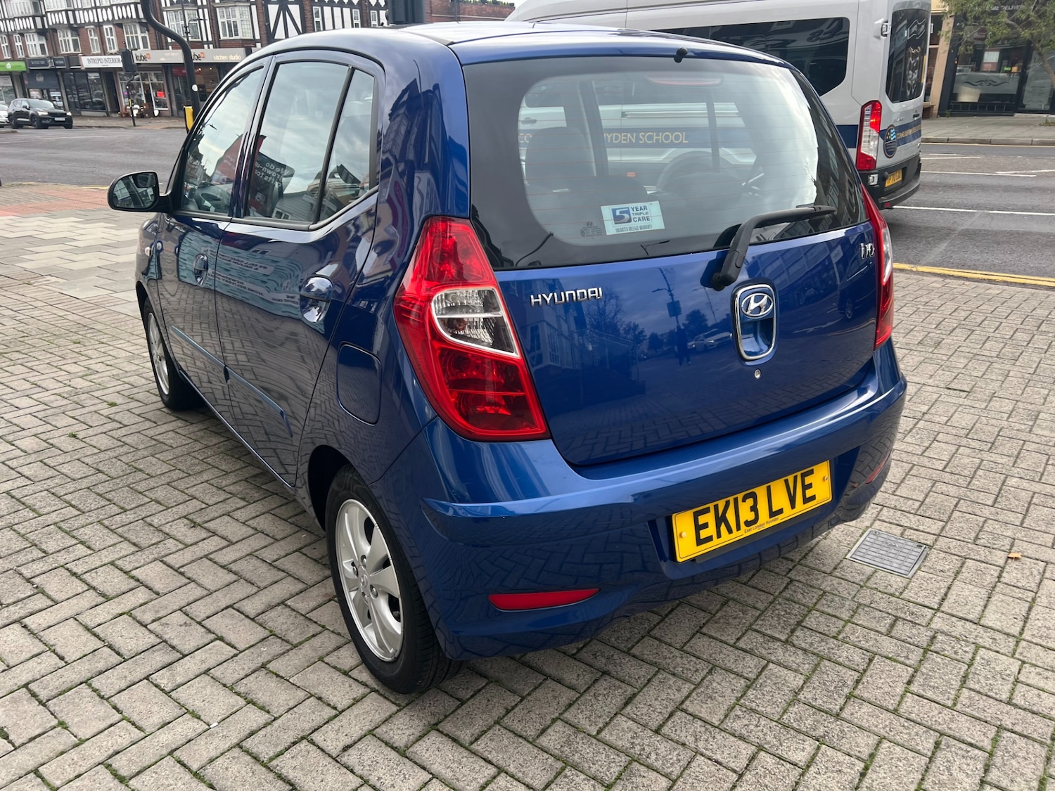 Used Hyundai i10 2013 for sale - 77459773: Photo 5